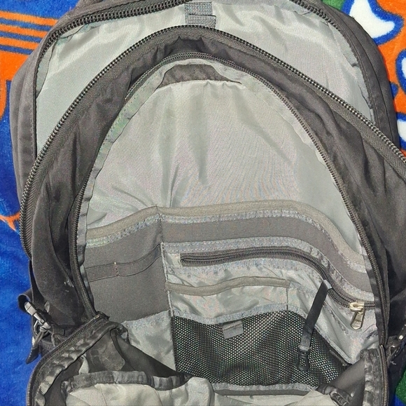 The North Face Borealis Backpack - Picture 9 of 16